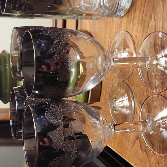 VTG Dorothy Thorpe silver rim glassware - Picture 4 of 4